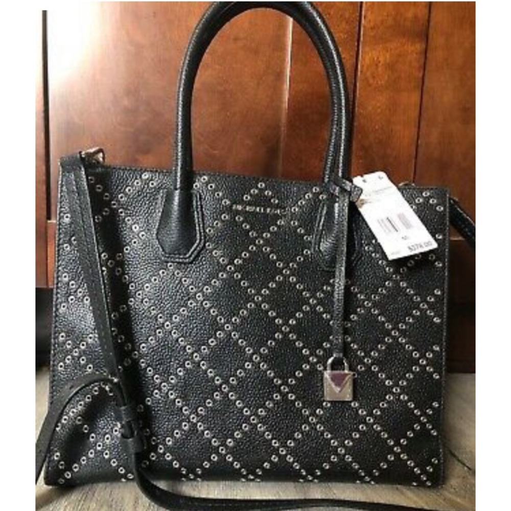 MICHAEL KORS Mercer Grommeted Leather Large Tote